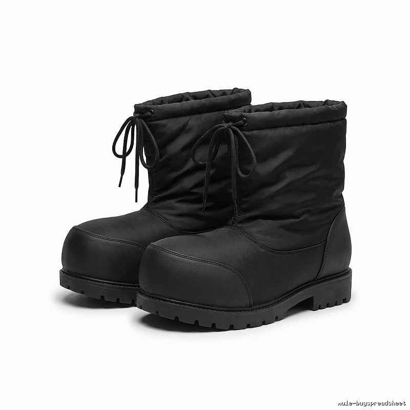 Balenciaga thick-soled warm black boots