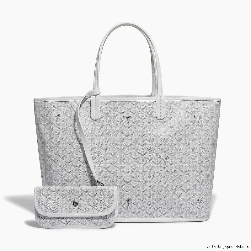 Classic white tote bag of GOYARD