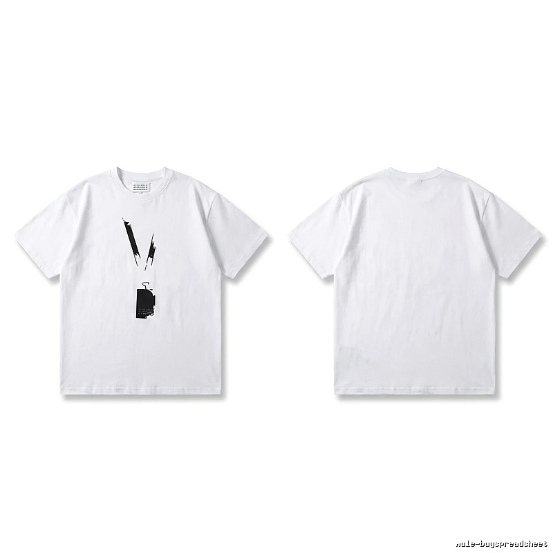 Maison Margiela minimalist style white T-shirt