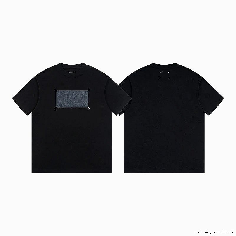 Maison Margiela Stitched Minimalist Style Black Short-sleeve T-shirt